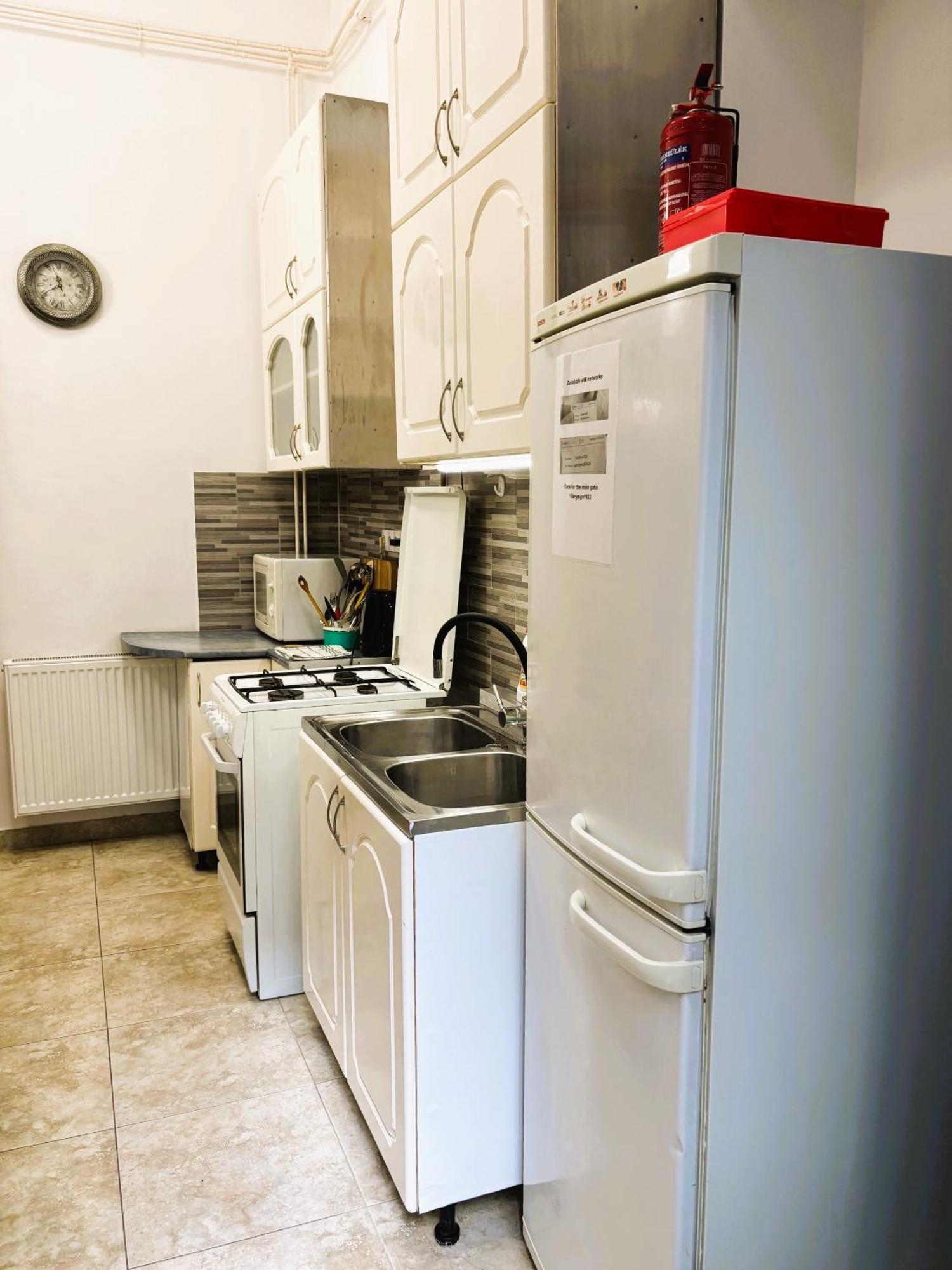 City Central Apartments Next To New York Cafe — Photos 3