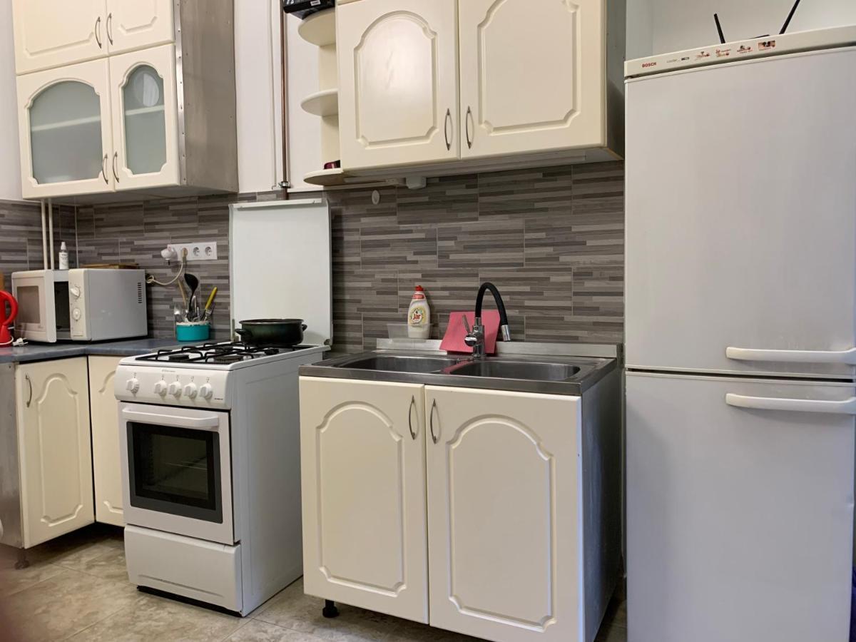 City Central Apartments Next To New York Cafe — Photos 2